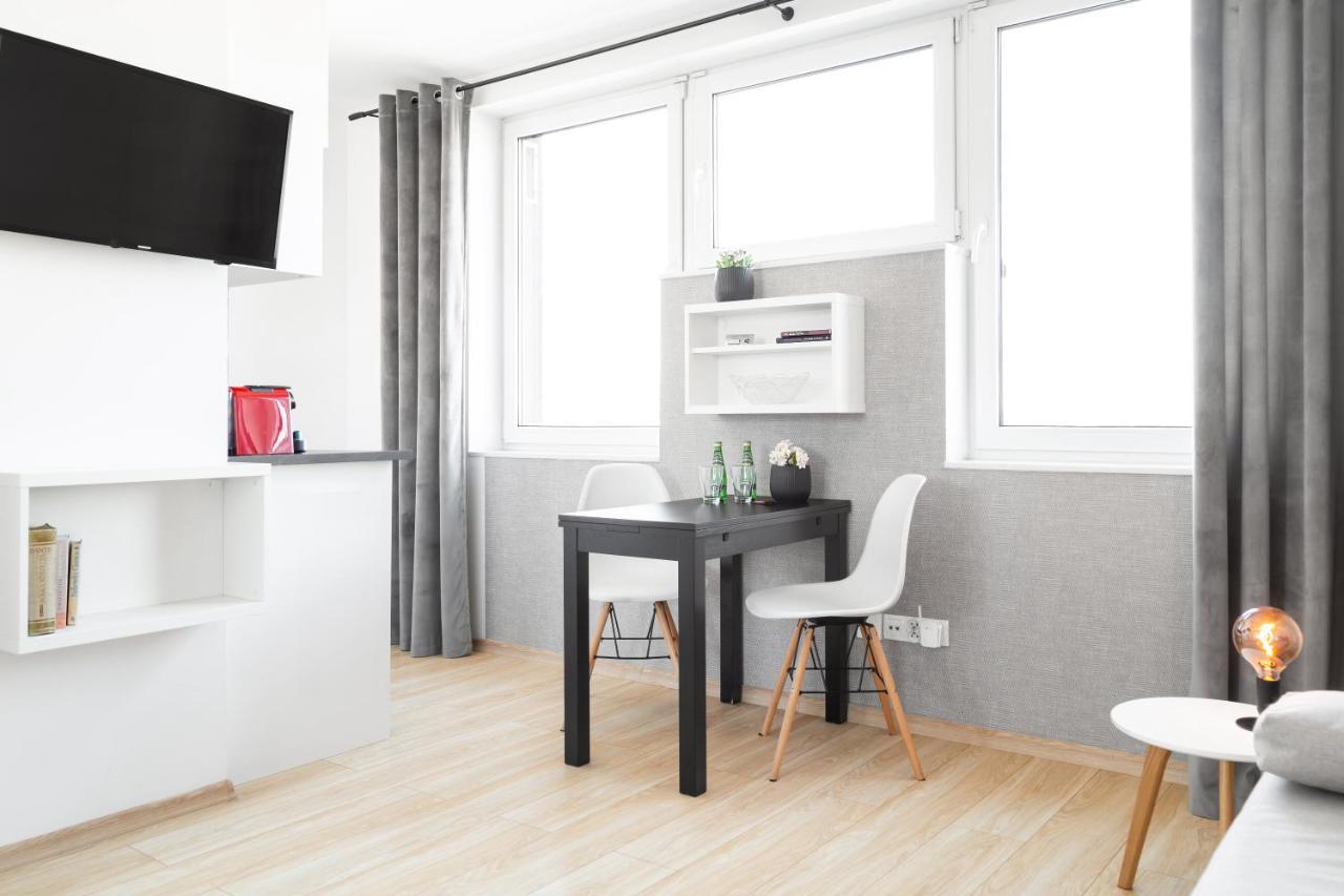 Kandela Studio Apartment Wroclaw Exterior photo